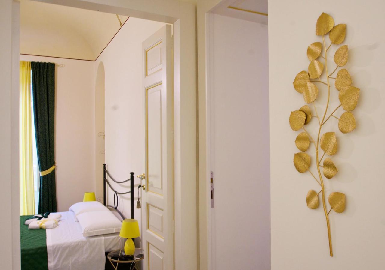 蒙塔尔巴诺埃利科纳Domus Aurea住宿加早餐旅馆 外观 照片